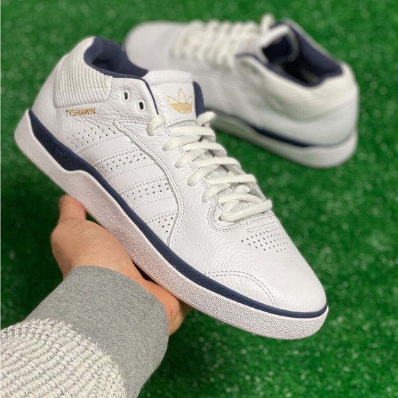 adidas Tyshawn White Shadow Navy - Picture 6 of 8